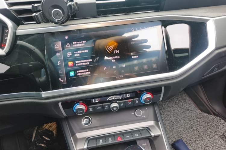Used Audi Q3 2022 35 TFSI Fashion Dynamic Model Audio And AC Panel