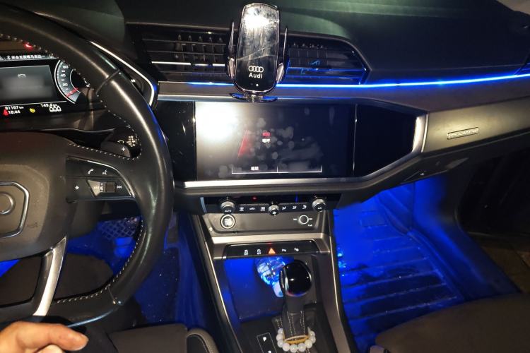 Used Audi Q3 2022 35 TFSI Fashion Dynamic Model Audio And AC Panel