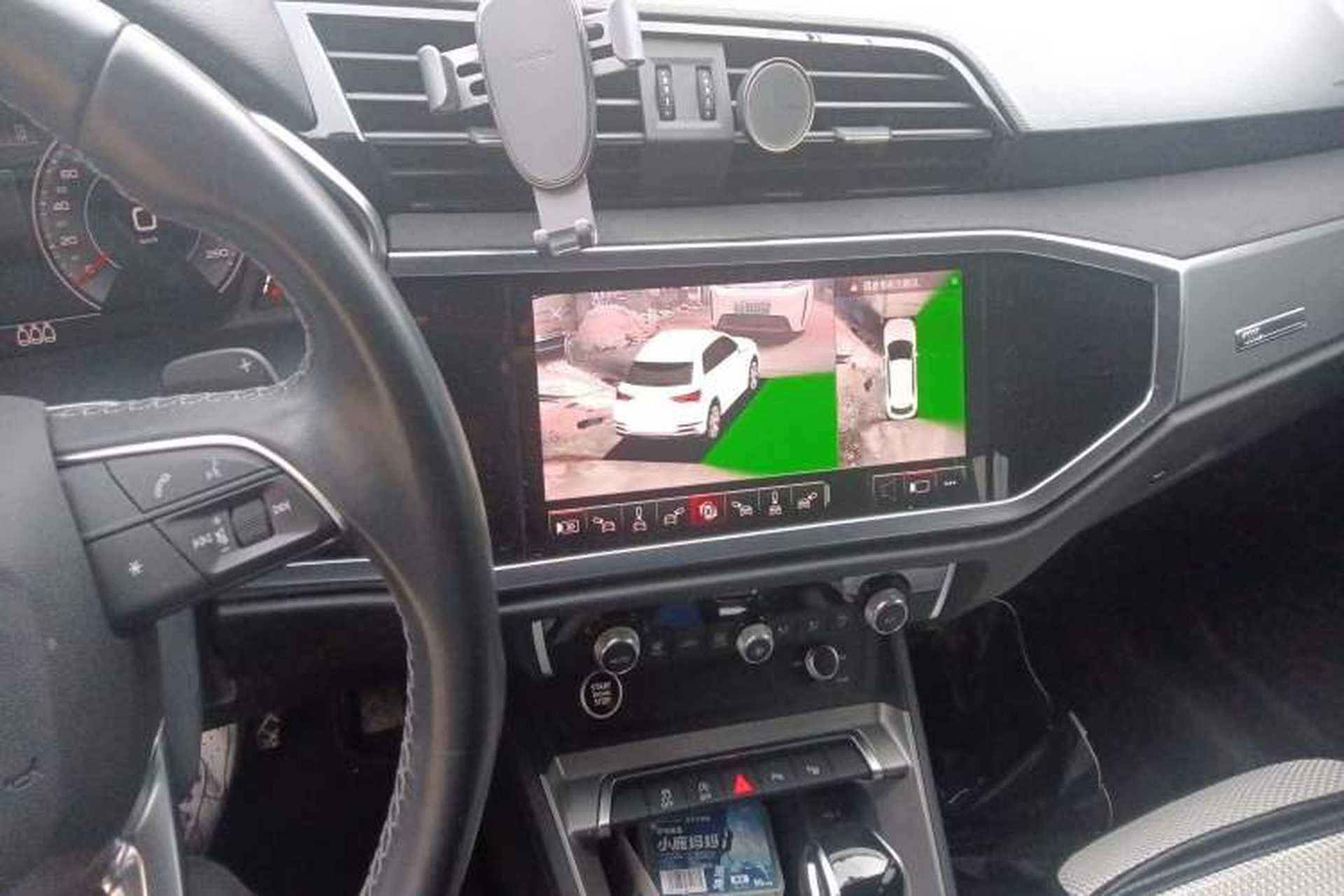 Used Audi Q3 2022 35 TFSI Fashion Dynamic Model Audio And AC Panel