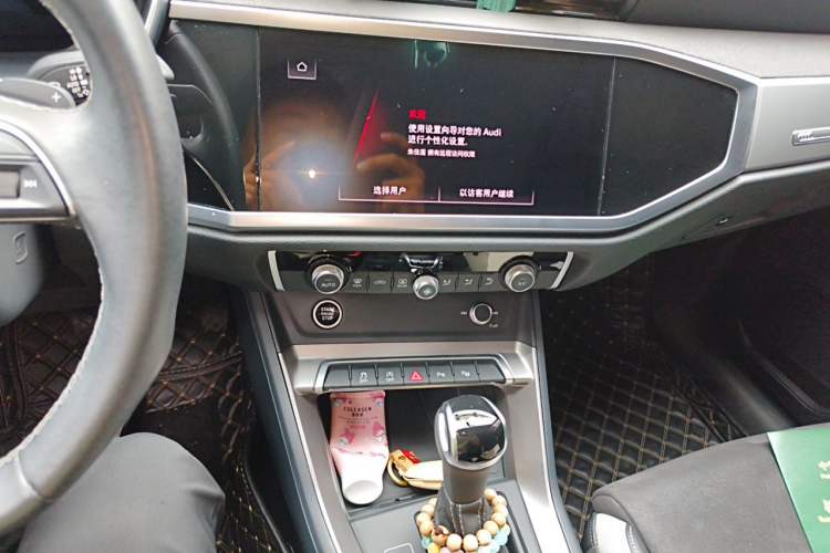 Used Audi Q3 2022 35 TFSI Fashion Dynamic Model Audio And AC Panel