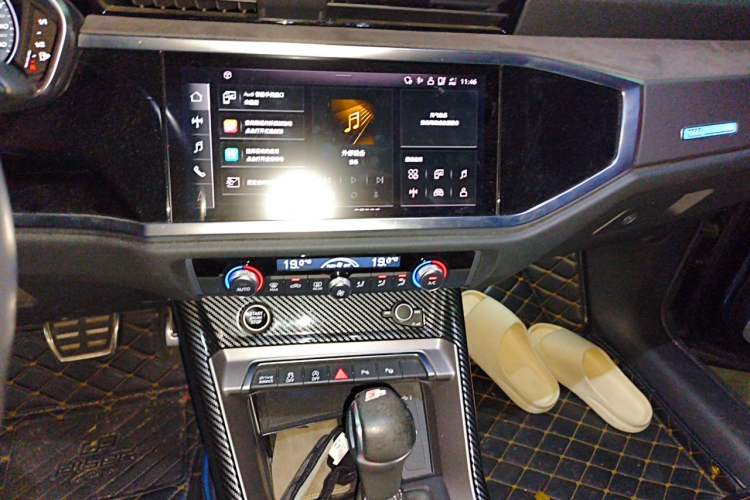 Used Audi Q3 2022 40 TFSI Fashion Dynamic Model Audio And AC Panel