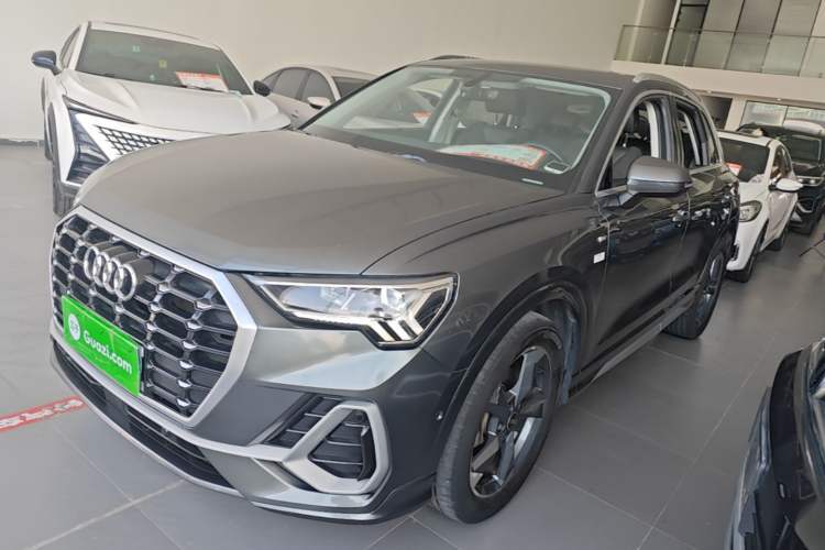 Used Audi Q3 2022 35 TFSI Fashion Dynamic Model Guazi used car, China used car export, Used car for sale, Used  cars, Cheapest cars for sale