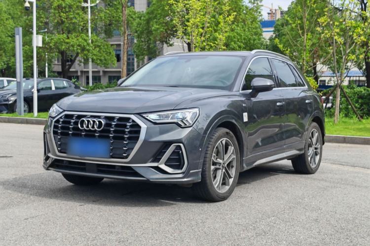 Used Audi Q3 2022 40 TFSI Fashion Dynamic Model Guazi used car, China used car export, Used car for sale, Used  cars, Cheapest cars for sale