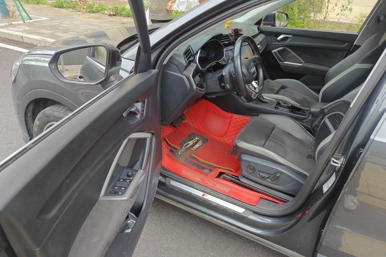 Used Audi Q3 2022 35 TFSI Fashion Dynamic Model Driver Seat
