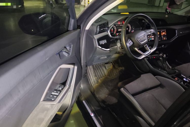 Used Audi Q3 2022 35 TFSI Fashion Dynamic Model Driver Seat