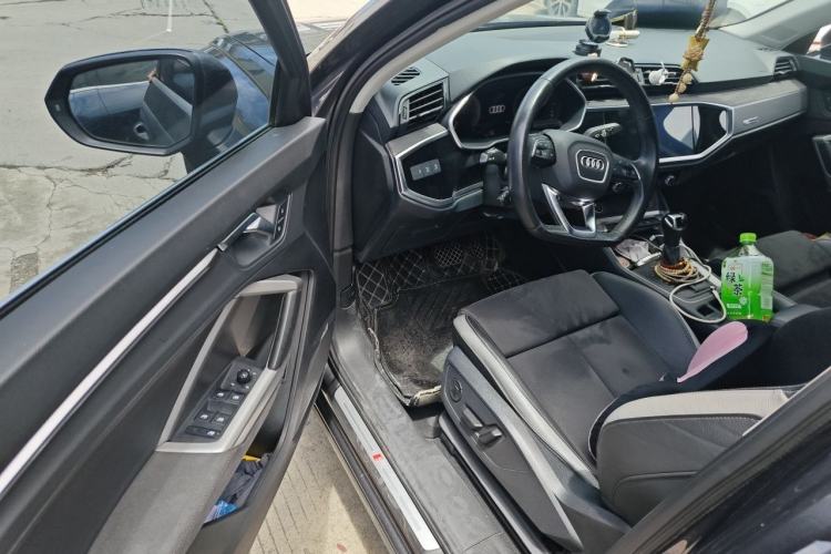 Used Audi Q3 2022 35 TFSI Fashion Dynamic Model Driver Seat