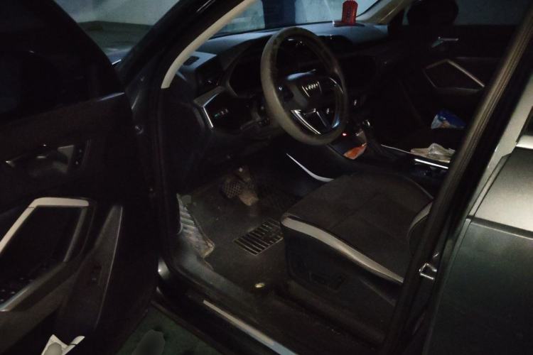 Used Audi Q3 2022 35 TFSI Progressive Dynamic Edition Driver Seat