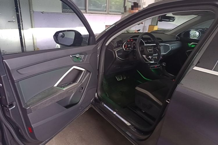 Used Audi Q3 2022 35 TFSI Fashion Dynamic Model Driver Seat