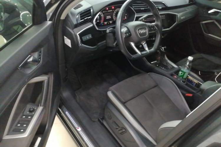 Used Audi Q3 2022 35 TFSI Fashion Dynamic Model Driver Seat