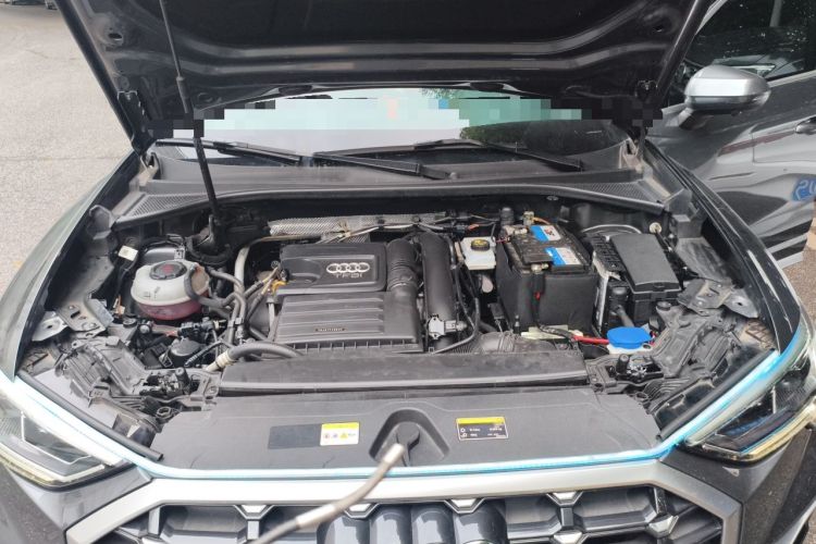 Used Audi Q3 2022 35 TFSI Fashion Dynamic Model Engine Bay