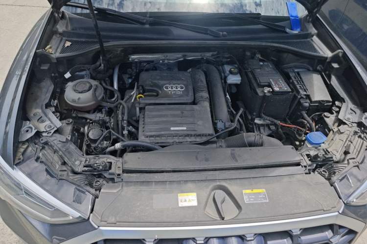 Used Audi Q3 2022 35 TFSI Fashion Dynamic Model Engine Bay