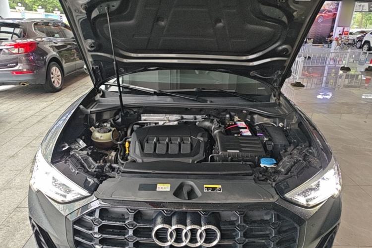 Used Audi Q3 2022 40 TFSI Fashion Dynamic Model Engine Bay