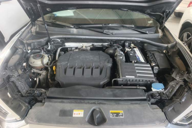 Used Audi Q3 2022 40 TFSI Fashion Dynamic Model Engine Bay