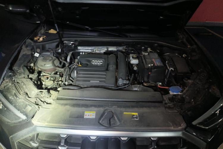 Used Audi Q3 2022 35 TFSI Fashion Dynamic Model Engine Bay