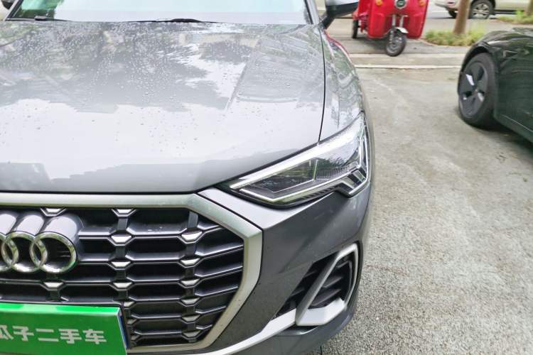 Used Audi Q3 2022 35 TFSI Progressive Dynamic Edition Engine Bay Left
