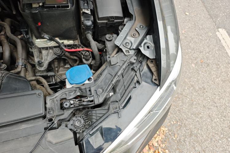 Used Audi Q3 2022 35 TFSI Fashion Dynamic Model Engine Bay Left