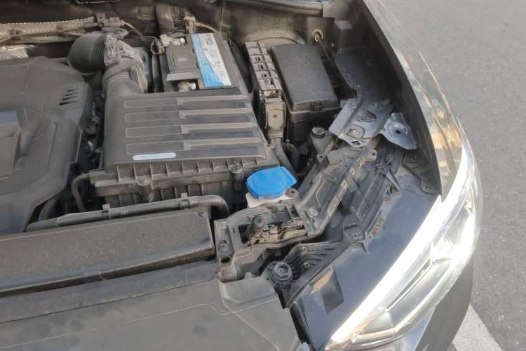 Used Audi Q3 2022 40 TFSI Fashion Dynamic Model Engine Bay Left