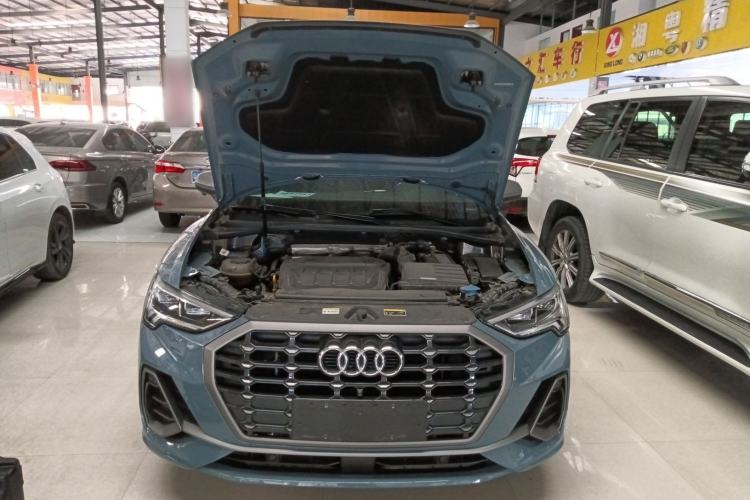 Used Audi Q3 2022 40 TFSI RS Package Performance Model Engine Bay