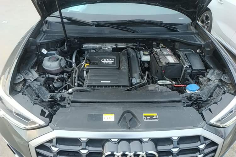 Used Audi Q3 2022 35 TFSI Fashion Dynamic Model Engine Bay