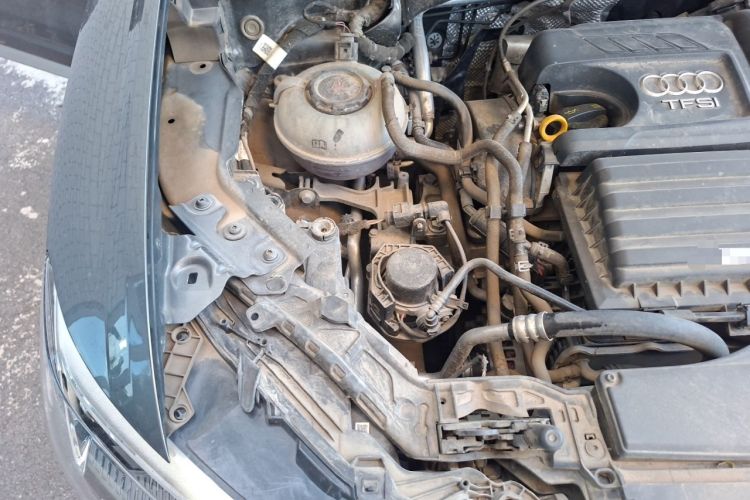 Used Audi Q3 2022 35 TFSI Progressive Dynamic Edition Engine Bay Right