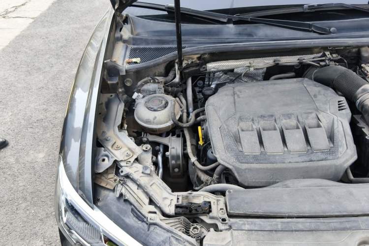 Used Audi Q3 2022 45 TFSI quattro Fashion Dynamic Model Engine Bay Right
