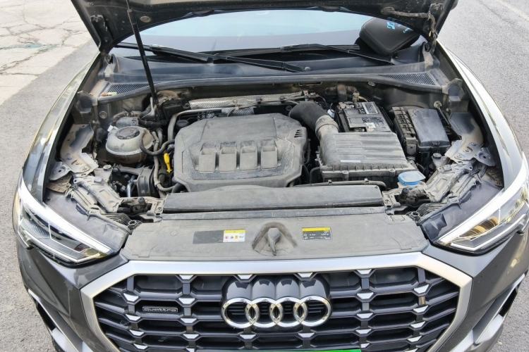 Used Audi Q3 2022 45 TFSI quattro Fashion Dynamic Model Engine Bay