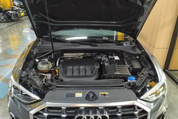 Used Audi Q3 2022 40 TFSI Fashion Dynamic Model Engine Bay