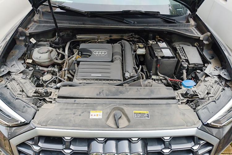 Used Audi Q3 2022 35 TFSI Fashion Dynamic Model Engine Bay