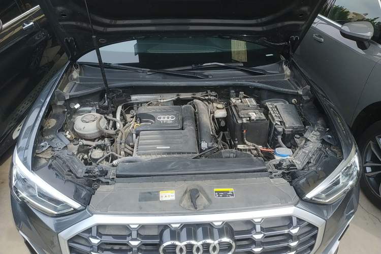 Used Audi Q3 2022 35 TFSI Progressive Dynamic Edition Engine Bay