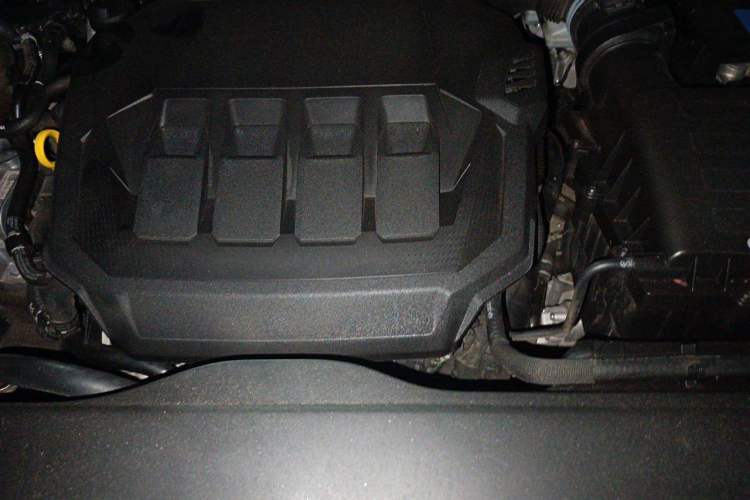 Used Audi Q3 2022 40 TFSI Fashion Dynamic Model Engine Bay