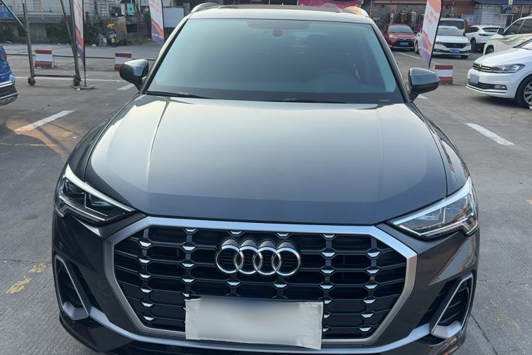 Used Audi Q3 2022 35 TFSI Fashion Dynamic Model Exterior 1