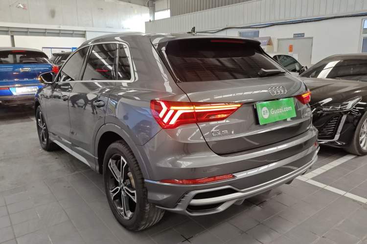 Used Audi Q3 2022 45 TFSI quattro Fashion Dynamic Model Exterior 2