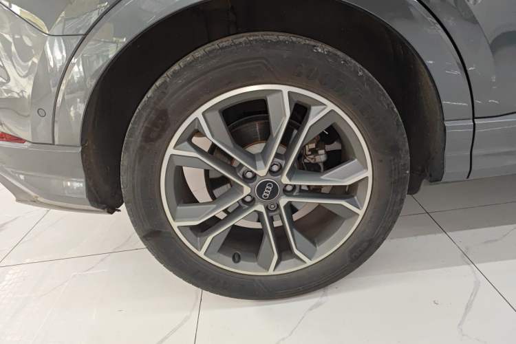 Used Audi Q3 2022 40 TFSI Fashion Dynamic Model Exterior 3