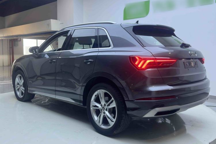 Used Audi Q3 2022 35 TFSI Fashionable and Elegant Model Exterior 3