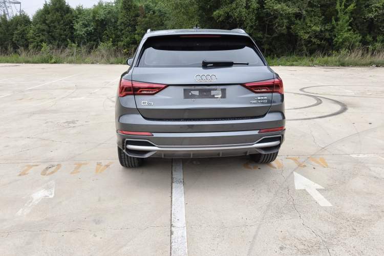 Used Audi Q3 2022 35 TFSI Progressive Dynamic Edition Exterior 4