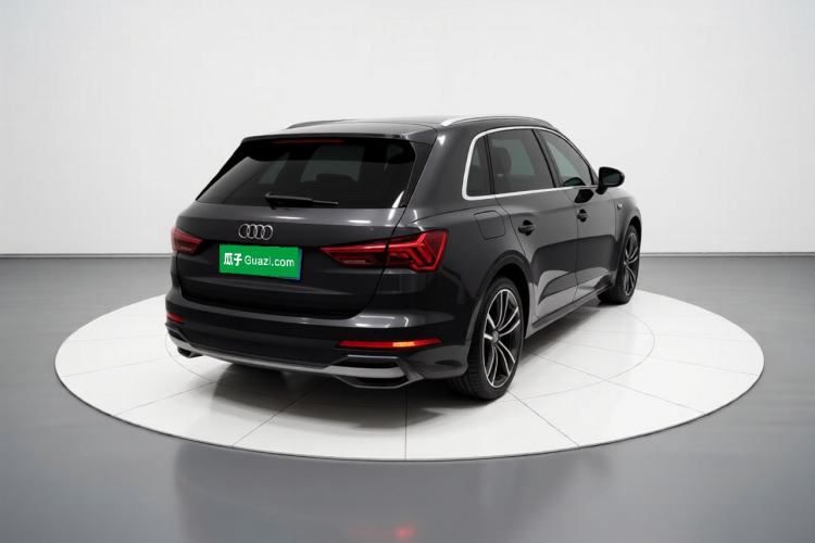 Used Audi Q3 2022 35 TFSI Fashion Dynamic Model Exterior 4