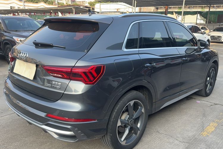 Used Audi Q3 2022 35 TFSI Fashion Dynamic Model Exterior 5