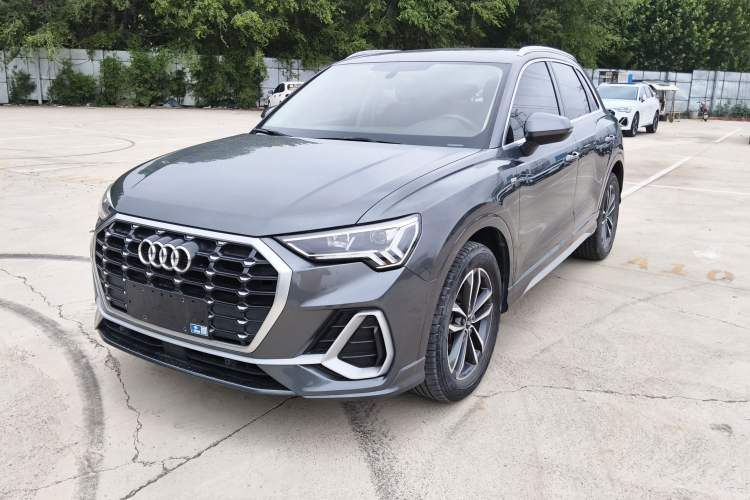 Used Audi Q3 2022 35 TFSI Progressive Dynamic Edition Exterior 6