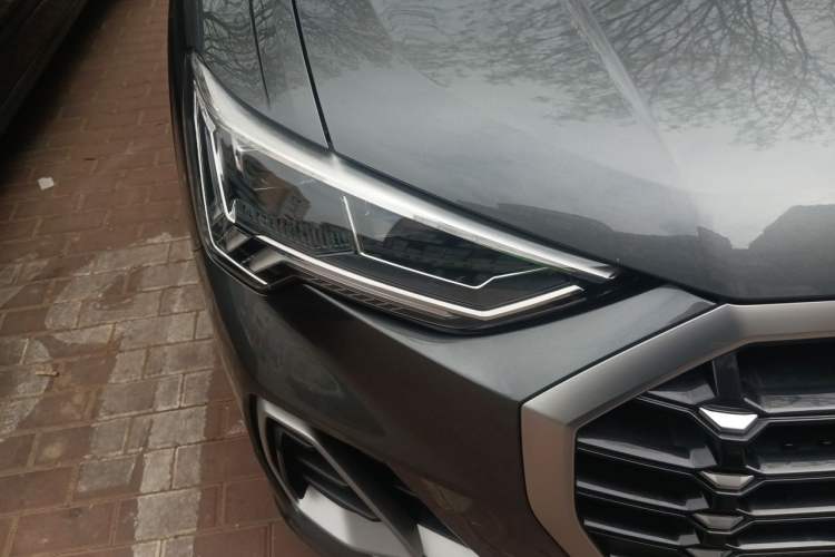 Used Audi Q3 2022 35 TFSI Fashion Dynamic Model Exterior 6