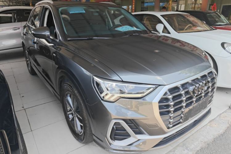 Used Audi Q3 2022 35 TFSI Progressive Dynamic Edition Front Right 45 Deg