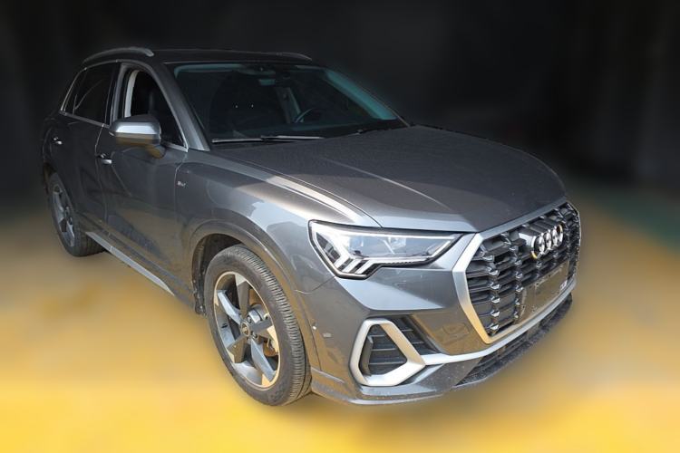 Used Audi Q3 2022 35 TFSI Fashion Dynamic Model Front Right 45 Deg