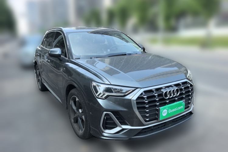 Used Audi Q3 2022 35 TFSI Fashion Dynamic Model Front Right 45 Deg