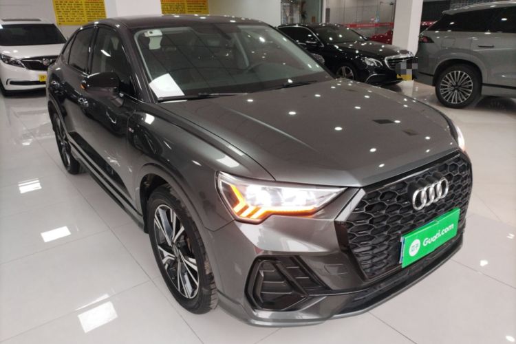 Used Audi Q3 2022 40 TFSI Fashion Dynamic Model Front Right 45 Deg