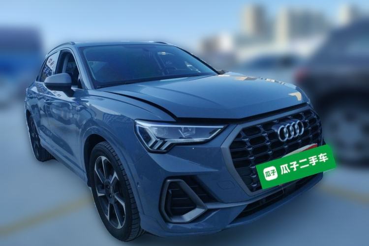 Used Audi Q3 2022 40 TFSI RS Package Performance Model Front Right 45 Deg