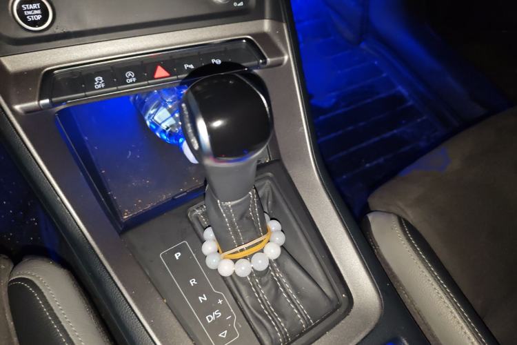 Used Audi Q3 2022 35 TFSI Fashion Dynamic Model Gear Lever