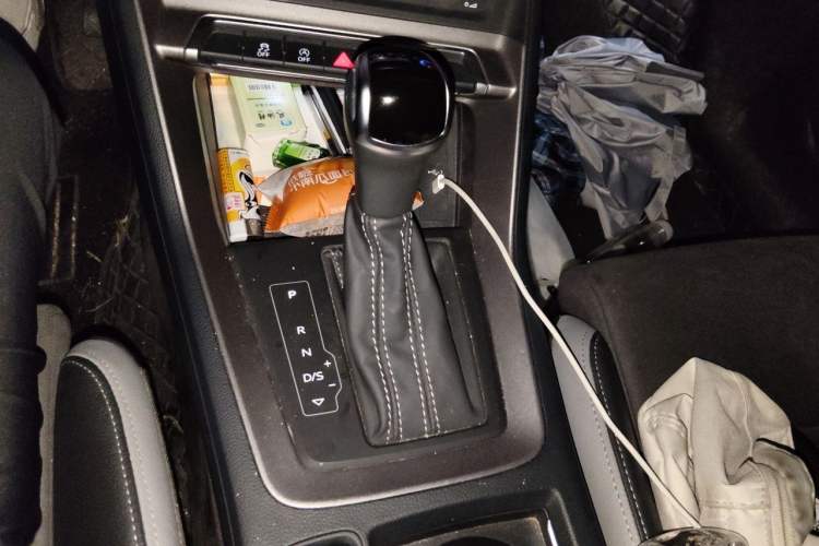 Used Audi Q3 2022 35 TFSI Progressive Dynamic Edition Gear Lever