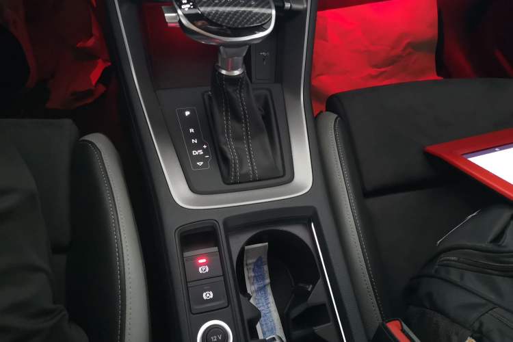 Used Audi Q3 2022 40 TFSI Fashion Dynamic Model Gear Lever