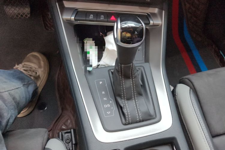 Used Audi Q3 2022 35 TFSI Fashion Dynamic Model Gear Lever