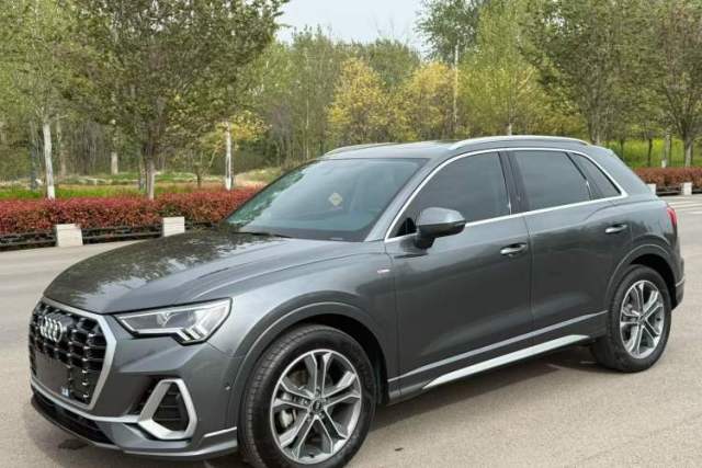 Used Audi Q3 2022 40 TFSI Fashion Dynamic Model