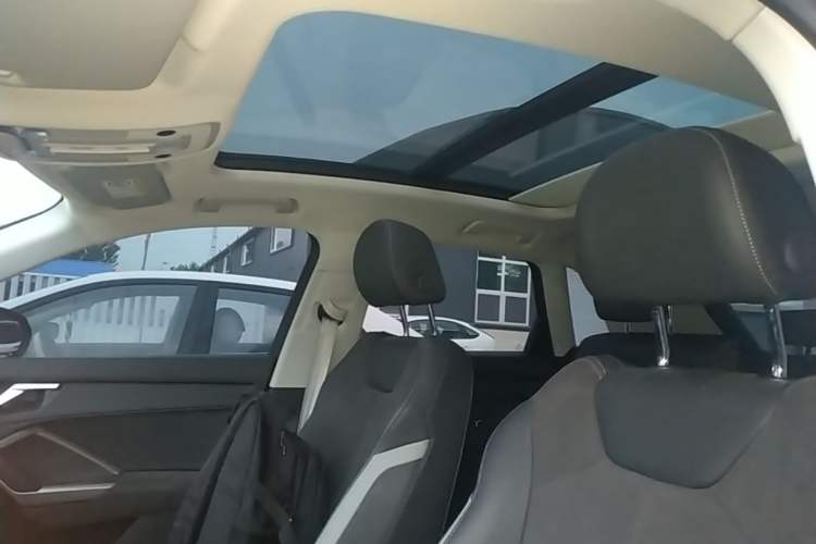Used Audi Q3 2022 35 TFSI Fashion Dynamic Model Headliner